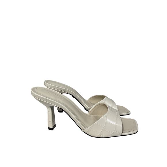 Schutz 'Posseni' White Leather Slide Sandal Size 7.5 M - Picture 3 of 6